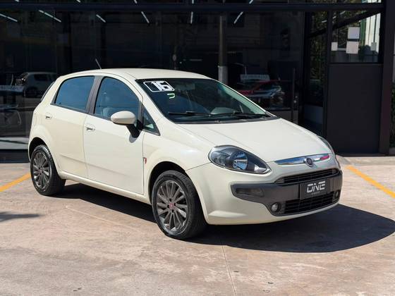 FIAT PUNTO 1.6 ESSENCE 16V FLEX 4P AUTOMATIZADO FIAT PUNTO 1.6 ESSENCE 16V FLEX 4P AUTOMATIZADO